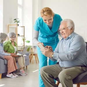 גמלת סיעוד וזכאות: מדריך לארגון המידע